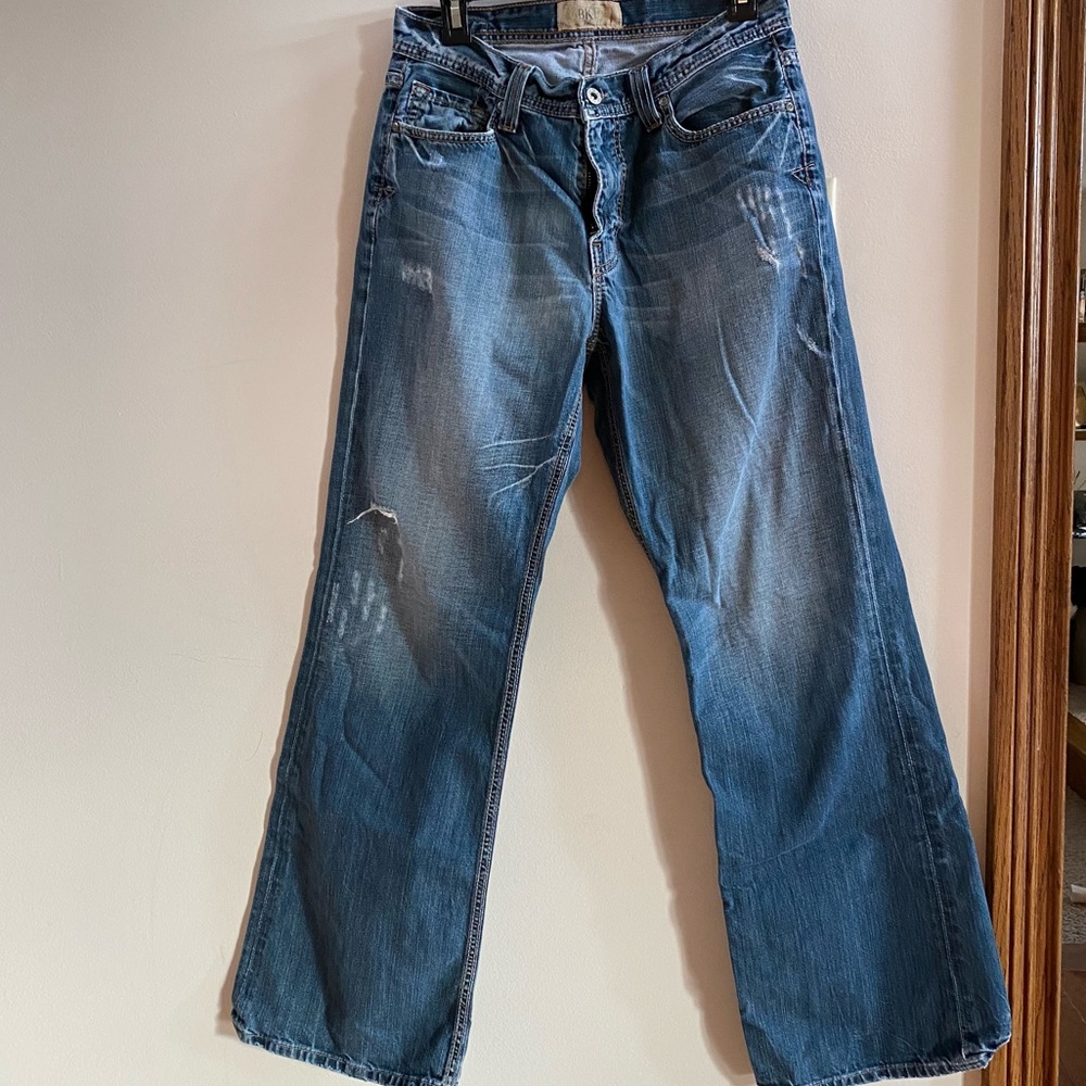 Men’s BKE Tyler Jeans 31x32 Medium Wash Distressed Relaxed Bootcut Fit